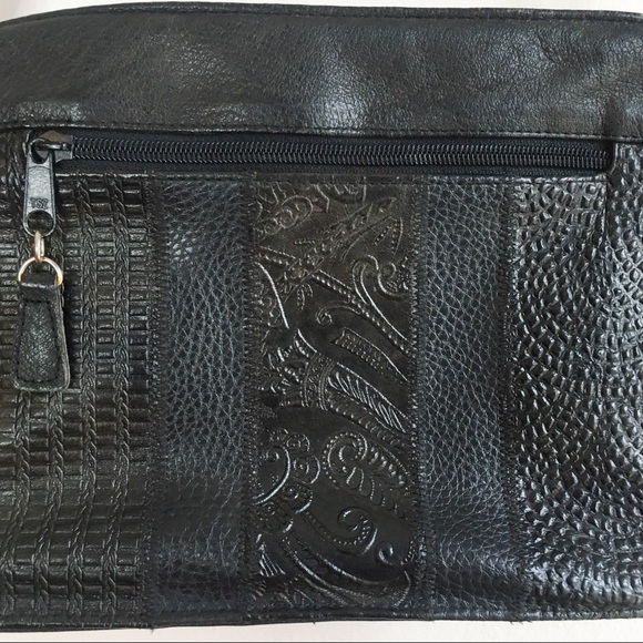 Vintage Inspired Embossed Leather Cross Body Bag Black One Size - Picture 6 of 14